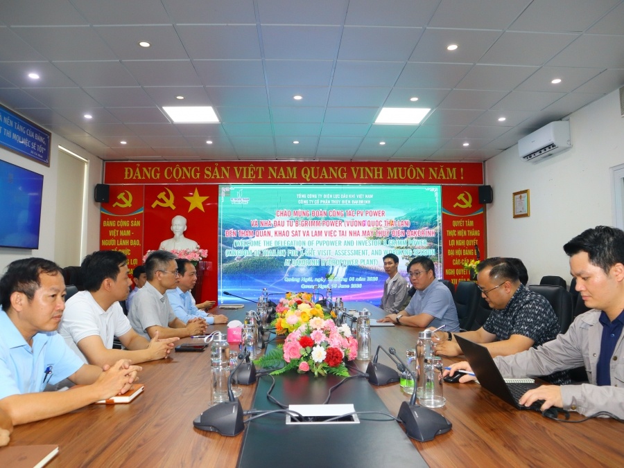 Khảo sát đầu tư dự án điện mặt trời tại hồ Thủy điện Đakđrinh Khảo sát đầu tư dự án điện mặt trời tại hồ Thủy điện Đakđrinh