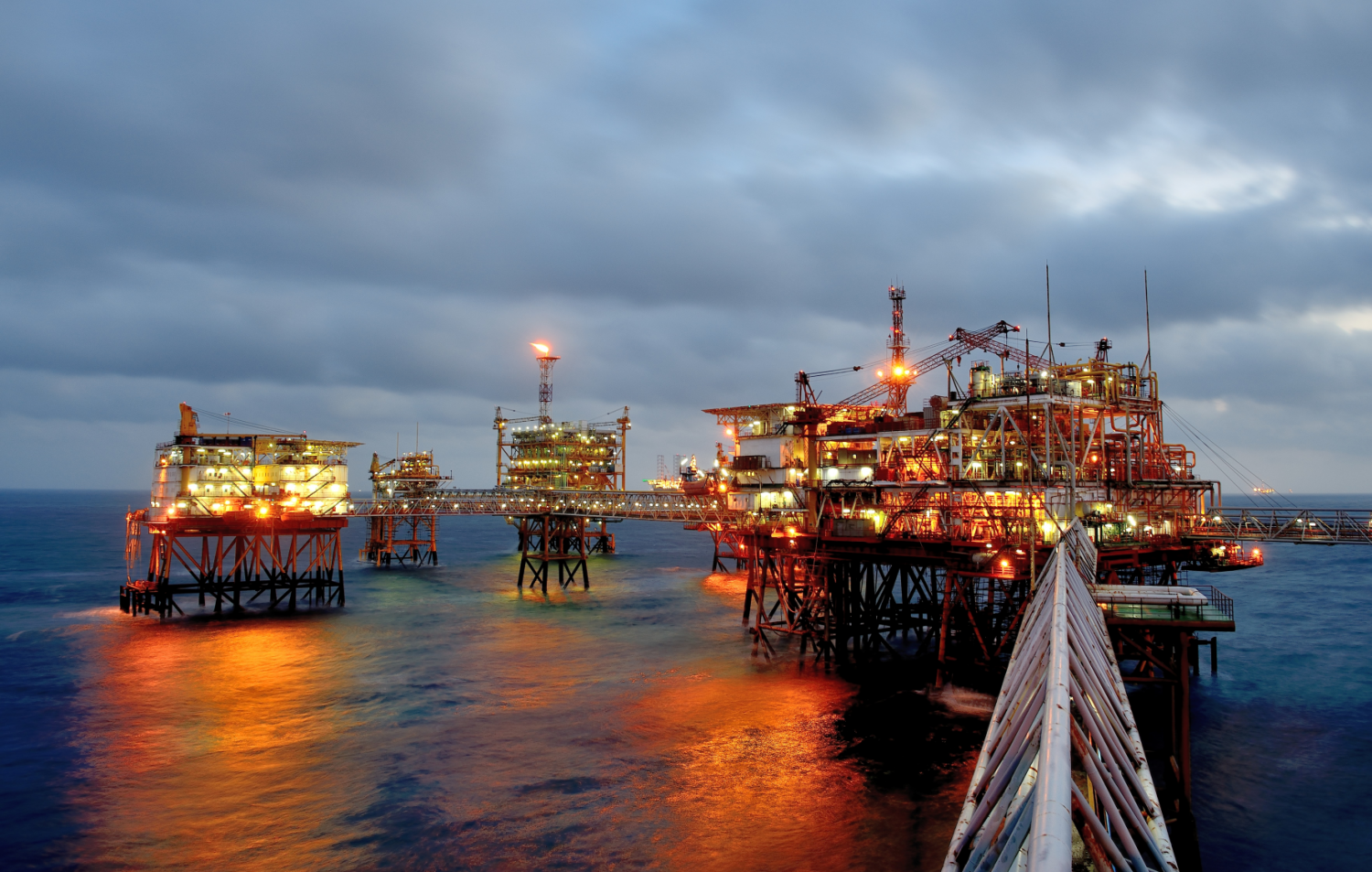 Hợp tác Quốc tế luôn có vị trí đặc biệt quan trọng tại Petrovietnam Bài 2: Không gian chính sách chuẩn quốc tế - Điều kiện để doanh nghiệp Việt Nam bứt phá