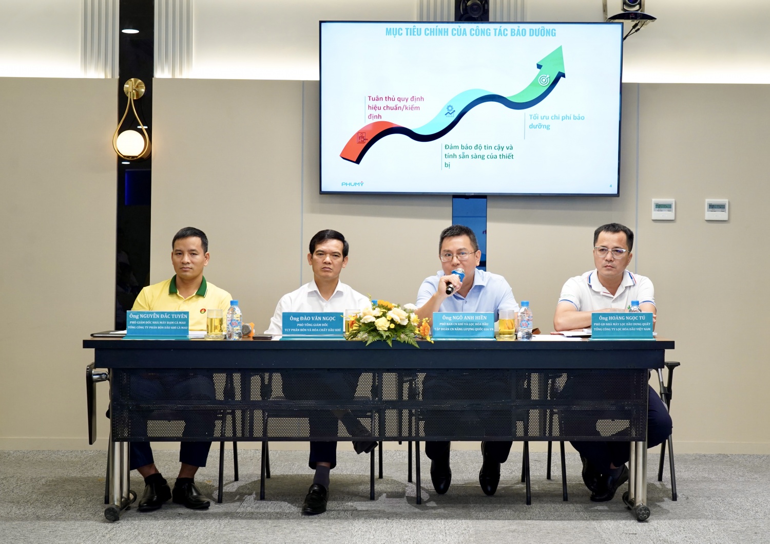 Petrovietnam nâng cao hiệu quả quản trị thiết bị trong lĩnh vực công nghiệp khí và lọc hóa dầu Petrovietnam nâng cao hiệu quả quản trị thiết bị trong lĩnh vực công nghiệp khí và lọc hóa dầu