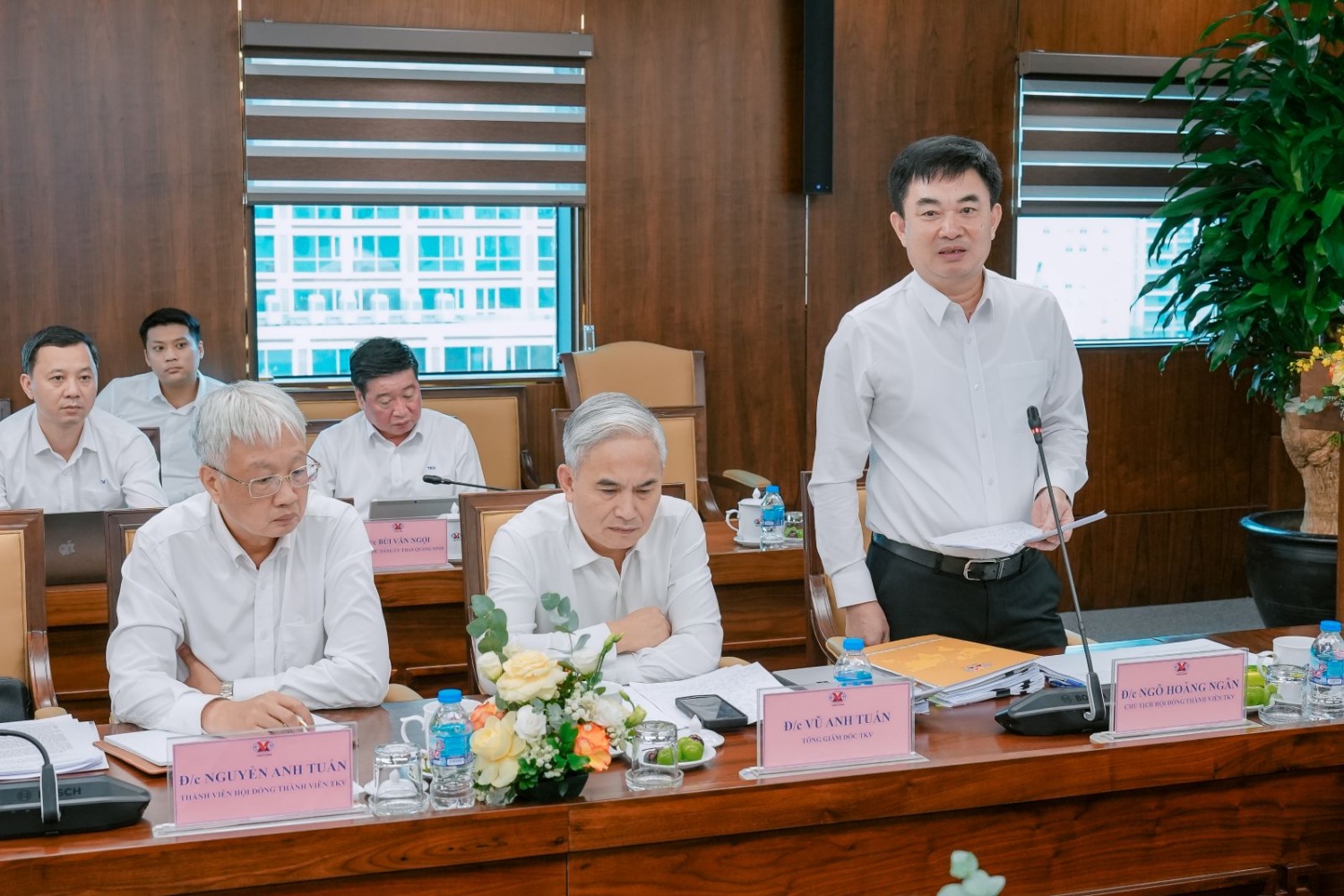 Phó Thủ tướng Thường trực Phạm Gia Túc làm việc cùng TKV