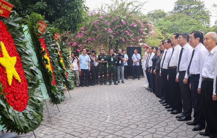 Thủ tướng Lê Minh Hưng: Bằng mọi giá, phải nỗ lực, quyết tâm cao nhất để tìm kiếm, quy tập và xác định danh tính hài cốt liệt sĩ