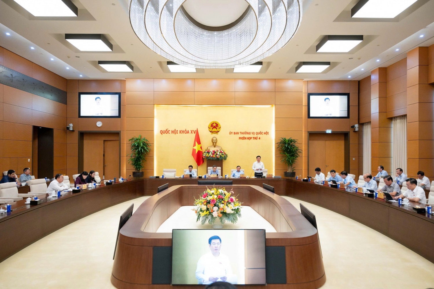 Mở rộng quyền tự chủ cho Petrovietnam, tạo động lực khai thác hiệu quả tiềm năng dầu khí trong nước