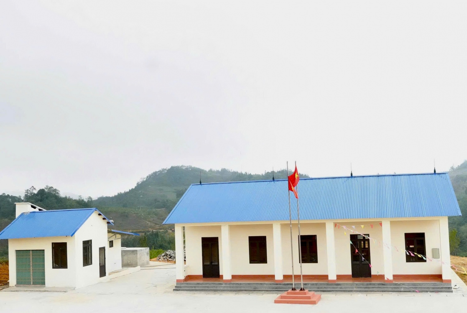 Phân bón Cà Mau góp thêm mái nhà chung cho bà con vùng cao Lào Cai