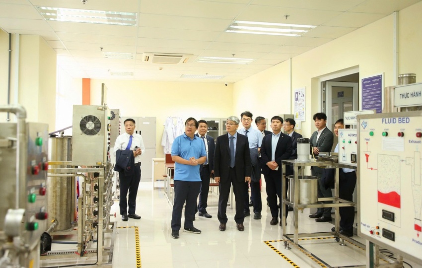 PVU và KINGS ký kết hợp tác chiến lược, đẩy mạnh đào tạo nguồn nhân lực hạt nhân chất lượng cao