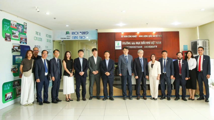 PVU và KINGS ký kết hợp tác chiến lược, đẩy mạnh đào tạo nguồn nhân lực hạt nhân chất lượng cao