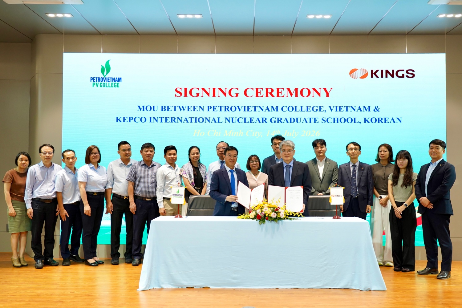 PV College và KINGS ký kết hợp tác đào tạo nguồn nhân lực hạt nhân chất lượng cao