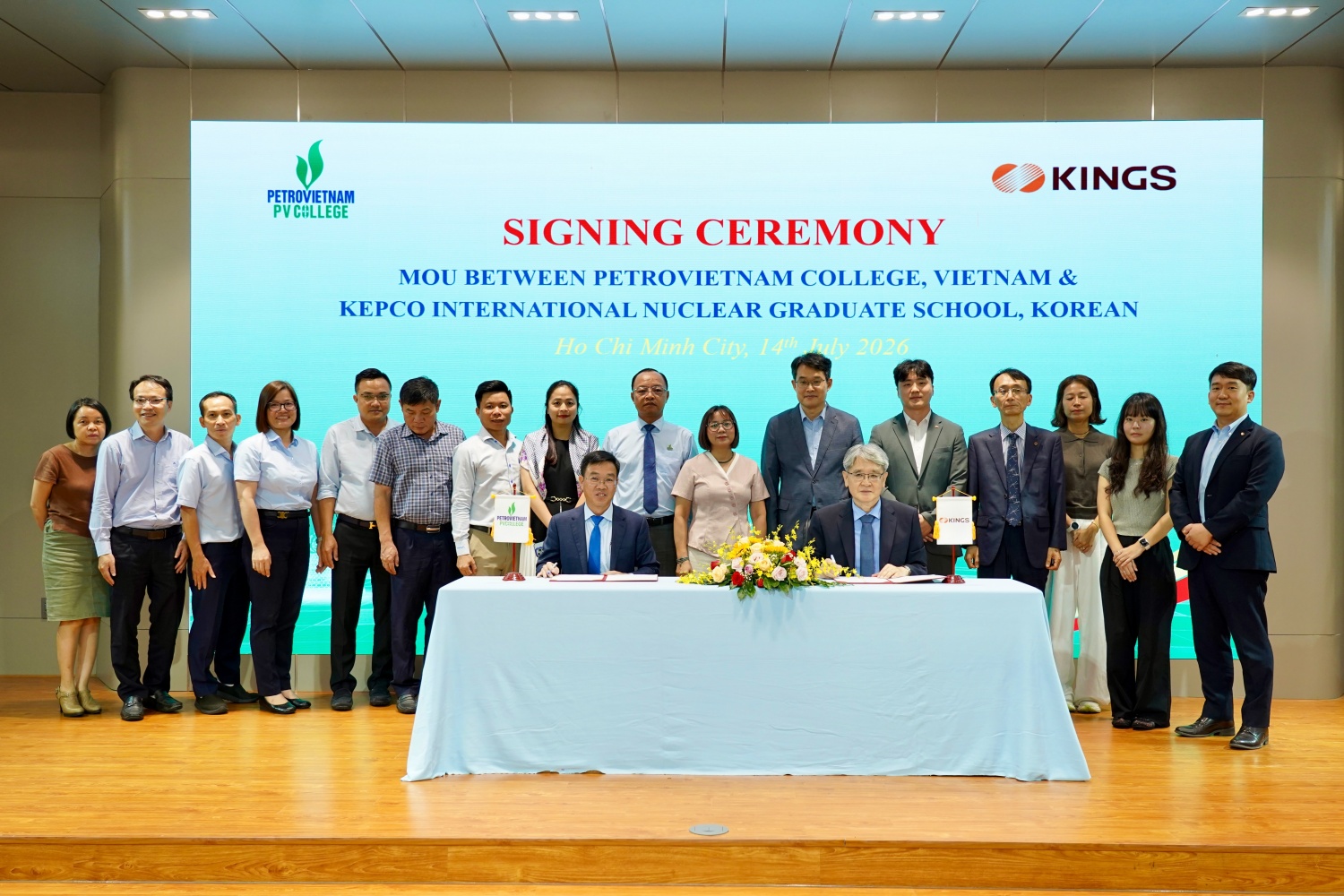 PV College và KINGS ký kết hợp tác đào tạo nguồn nhân lực hạt nhân chất lượng cao
