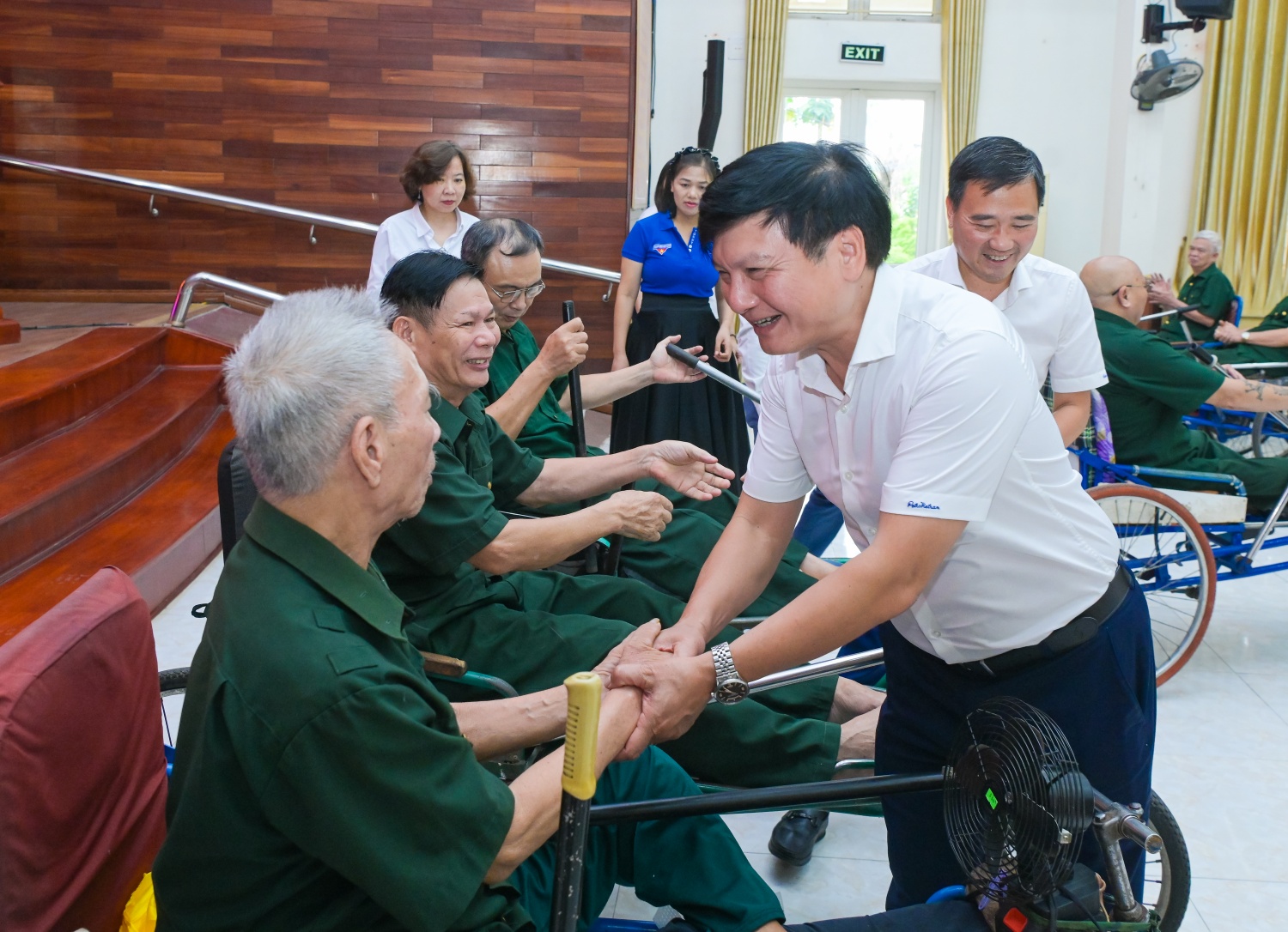Petrovietnam thăm, tặng quà tri ân thương, bệnh binh tại Thuận Thành, Bắc Ninh