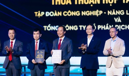 Petrovietnam và PETROSETCO tăng cường liên kết chuỗi dịch vụ năng lượng