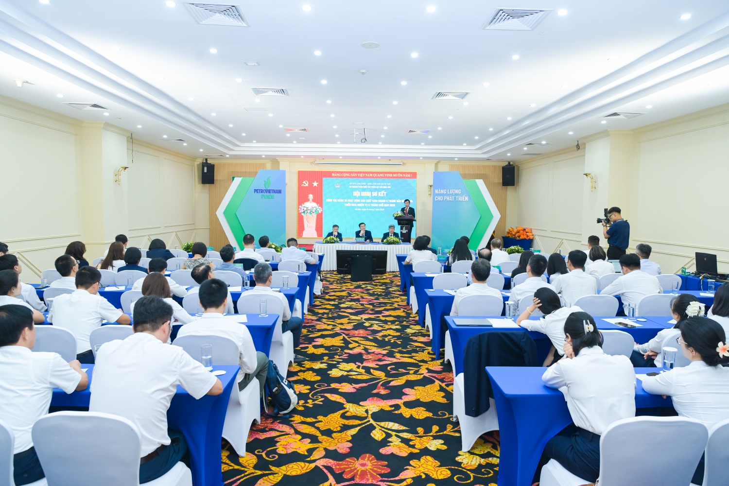 Toàn cảnh Hội nghị