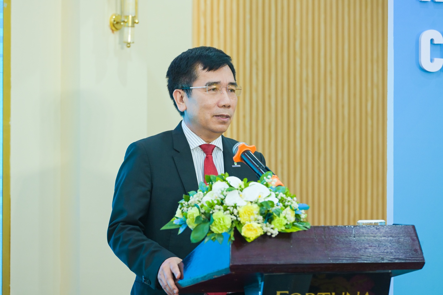 Phó Tổng Giám đốc Petrovietnam Lê Xuân Huyên phát biểu chỉ đạo tại Hội nghị