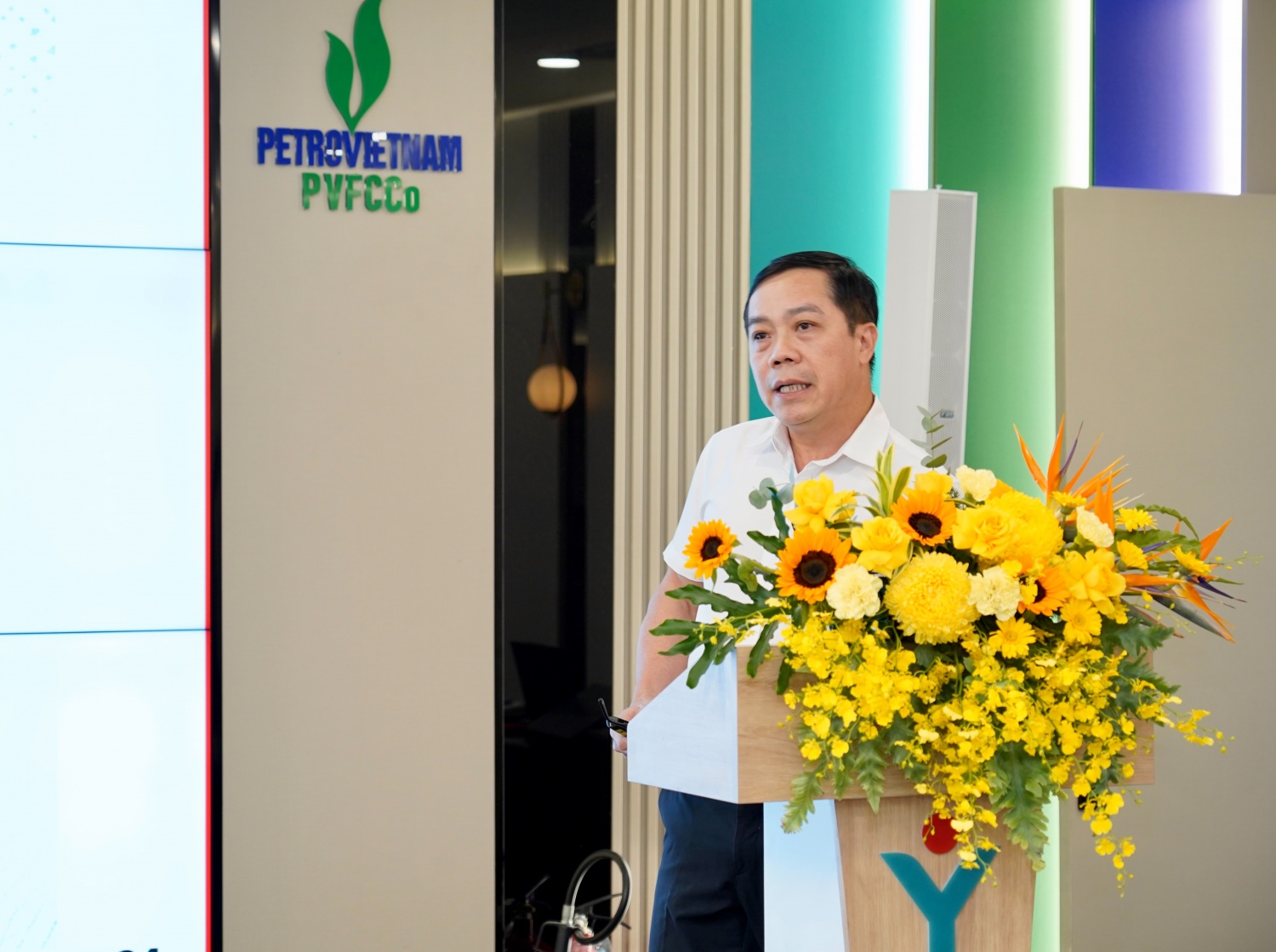 PVFCCo - Phú Mỹ giữ đà tăng trưởng, mở rộng động lực từ hóa chất PVFCCo Phú Mỹ giữ đà tăng trưởng, mở rộng động lực từ hóa chất