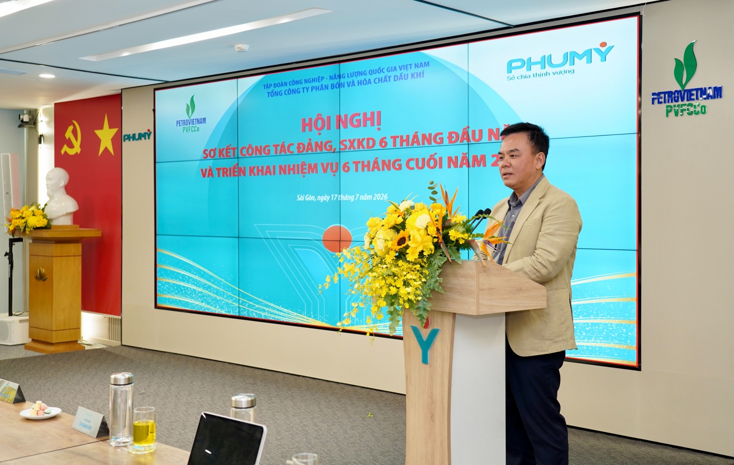 PVFCCo - Phú Mỹ giữ đà tăng trưởng, mở rộng động lực từ hóa chất PVFCCo - Phú Mỹ giữ đà tăng trưởng, mở rộng động lực từ hóa chất