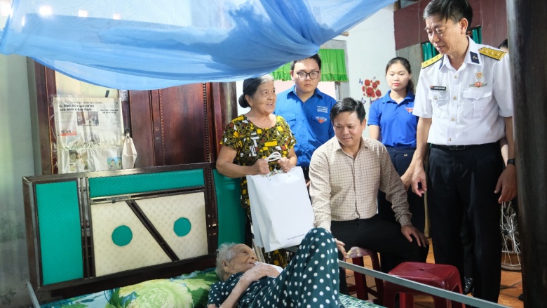 PTSC tiếp nối truyền thống, vun đắp khát vọng cống hiến PTSC tiếp nối truyền thống, vun đắp khát vọng cống hiến