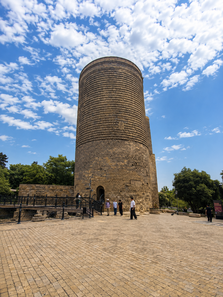 Trở lại Baku...
