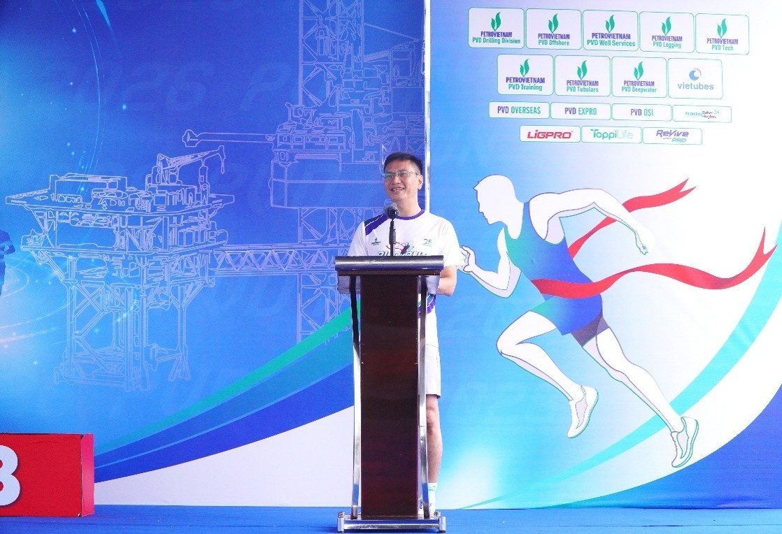 Ông Nguyễn Thế Sơn – Trưởng Ban chỉ đạo phát biểu bế mạc PVD RUN 2026