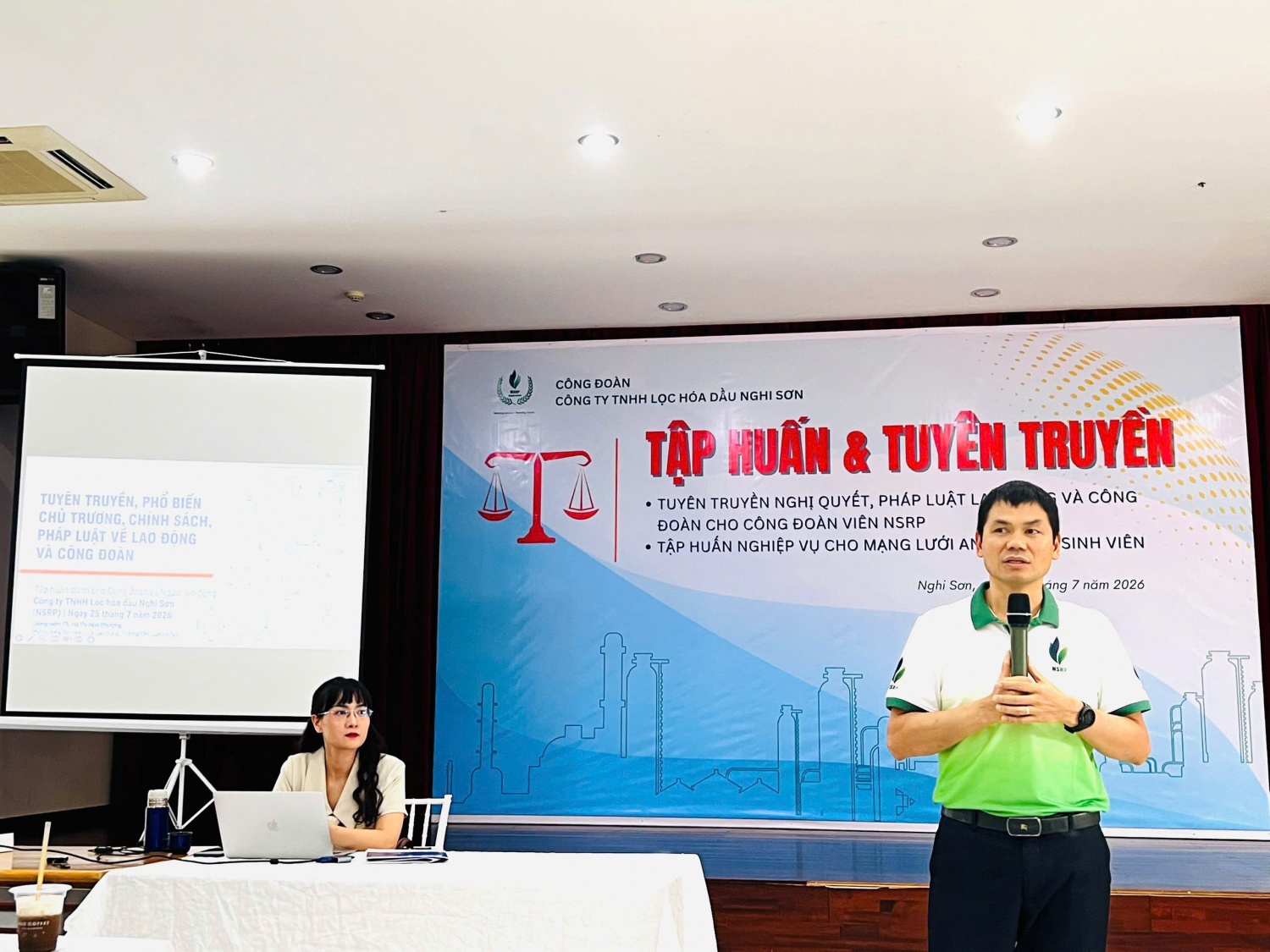 Chương trình tuyên truyền nghị quyết, pháp luật cho công đoàn viên và tập huấn nghiệp vụ cho mạng lưới an toàn vệ sinh viên NSRP