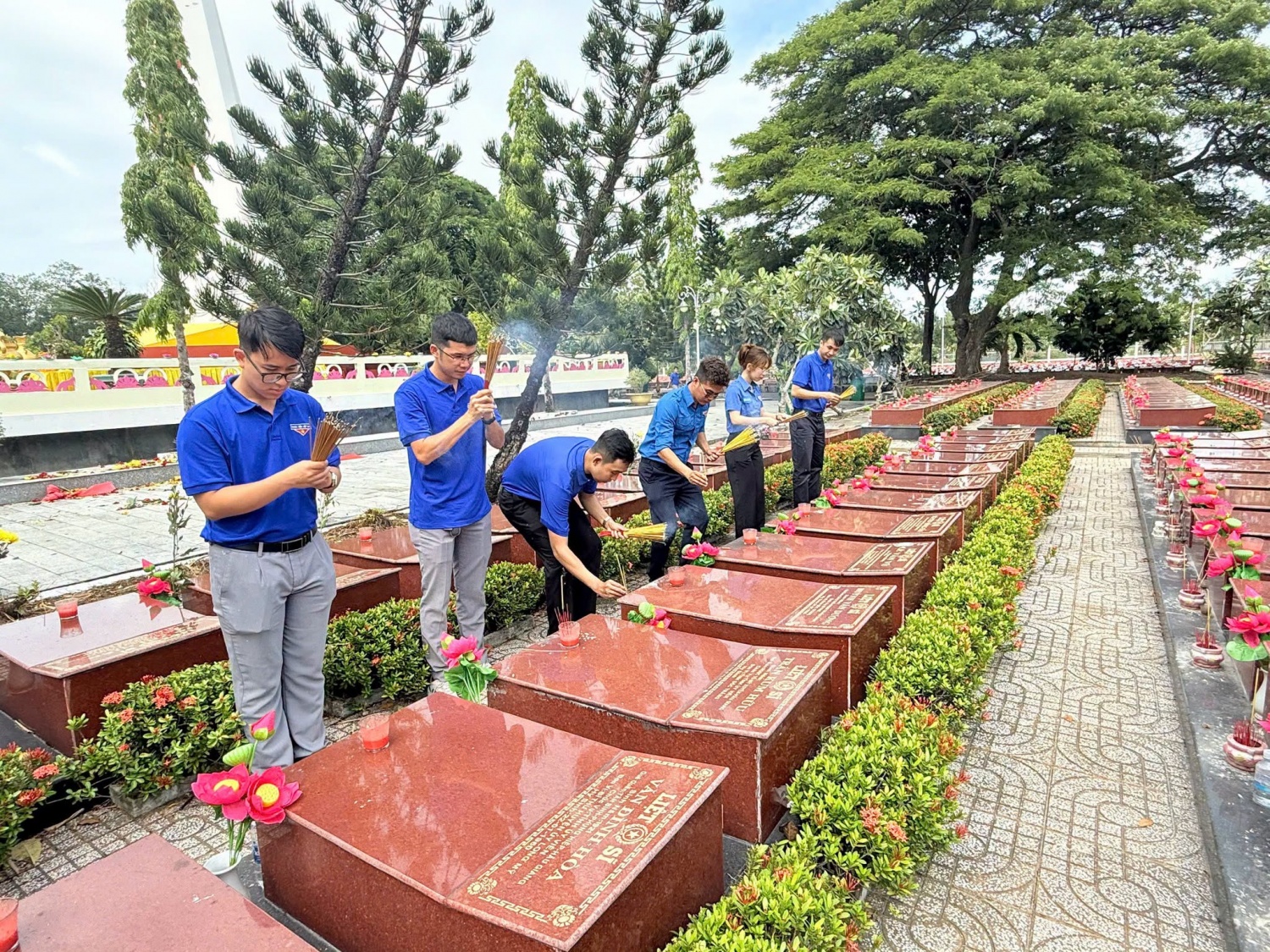 PVFCCo - Phú Mỹ lan tỏa đạo lý “Uống nước nhớ nguồn” nhân kỷ niệm Ngày Thương binh - Liệt sĩ
