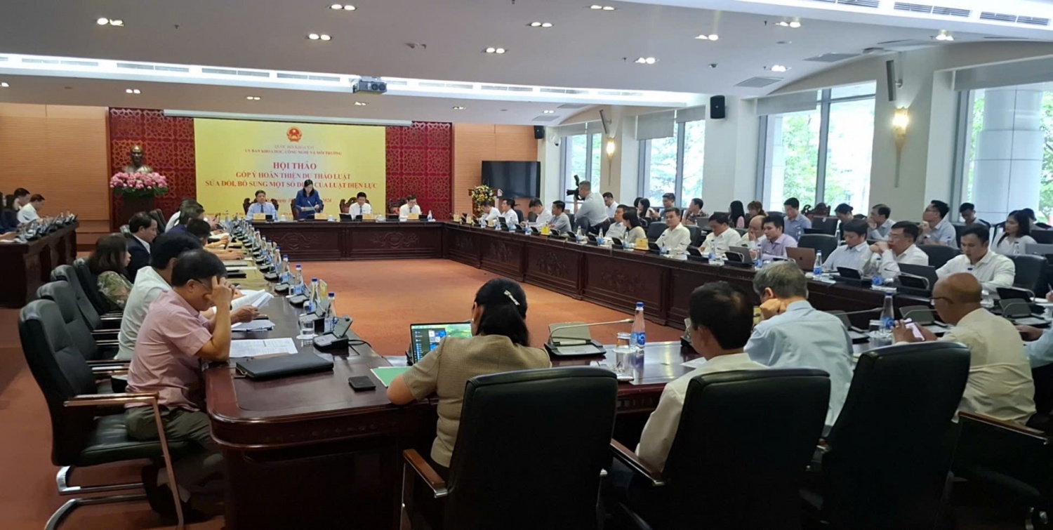 Sửa Luật Điện lực: Cần cơ chế đột phá cho LNG, điện gió ngoài khơi