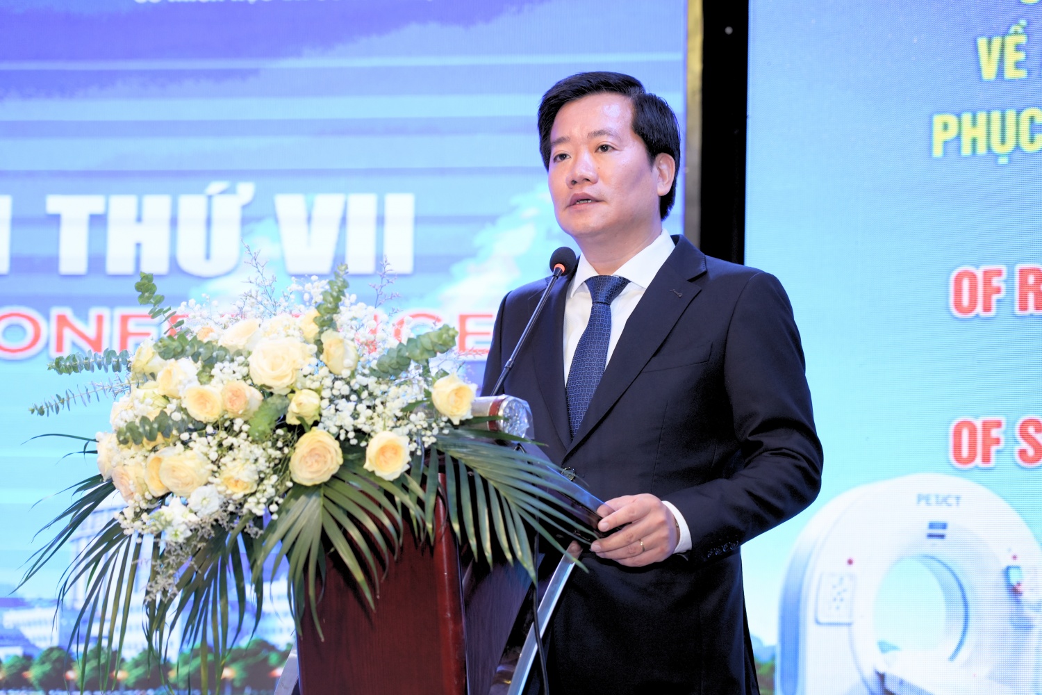 Cục trưởng Cục An toàn bức xạ và hạt nhân Nguyễn Hoàng Linh: Việt Nam đặt mục tiêu triển khai an toàn hai dự án Nhà máy điện hạt nhân gồm Nhà máy Điện hạt nhân Ninh 1 do EVN làm chủ đầu tư và Nhà máy Điện hạt nhân Ninh 2 do Petrovietnam làm chủ đầu tư đến