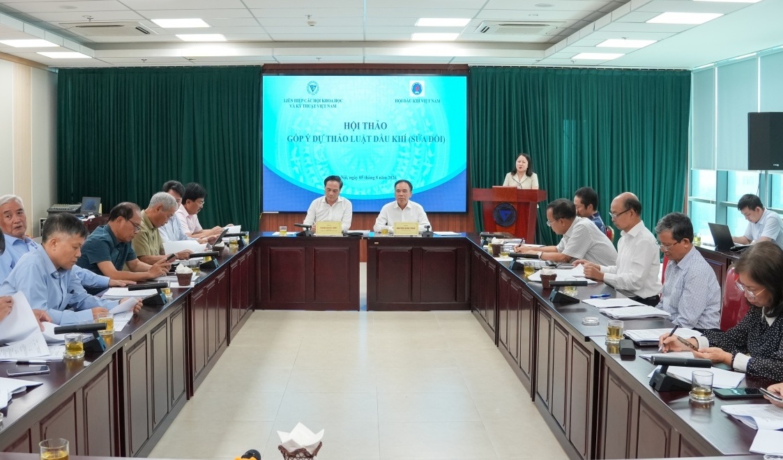 Hoàn thiện Luật Dầu khí để tạo đột phá về thể chế và nâng cao năng lực cạnh tranh