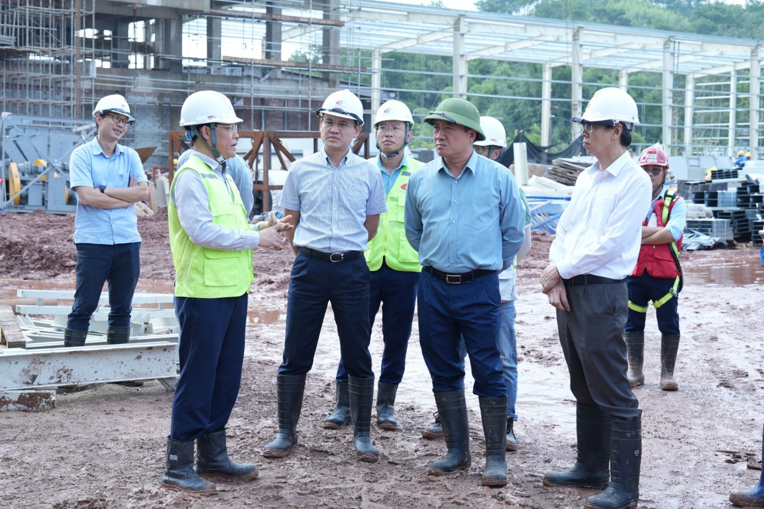 TKV tập trung cao độ triển khai dự án NMNĐ Na Dương II và hệ thống FGD NMNĐ Na Dương I TKV tập trung cao độ triển khai dự án NMNĐ Na Dương II và hệ thống FGD NMNĐ Na Dương I