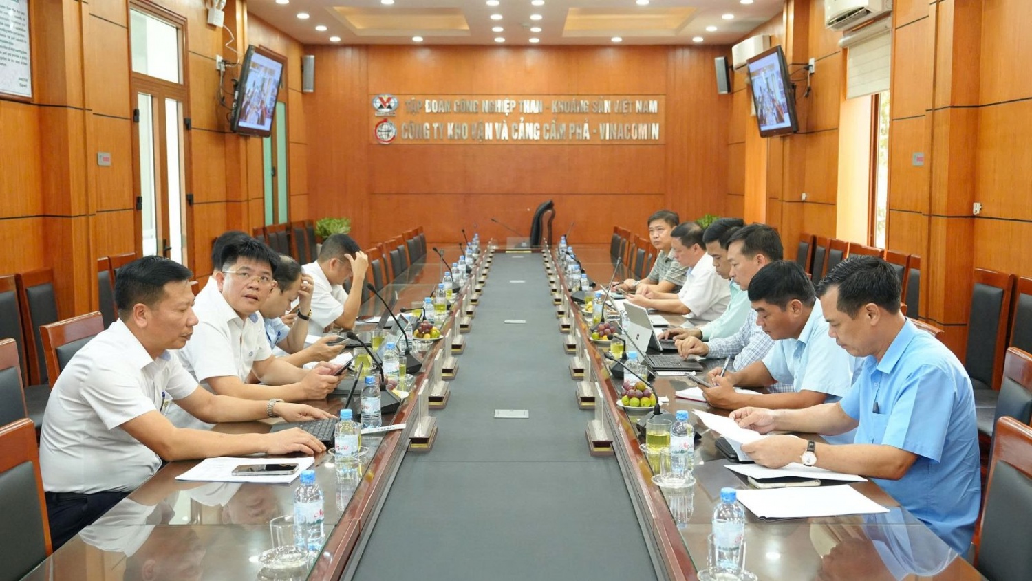 TKV giao ban điều hành sản xuất tháng 8