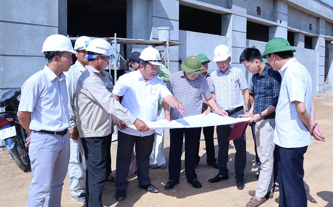 Tăng tốc đưa Dự án TBA 220kV Sầm Sơn và đường dây đấu nối về đích