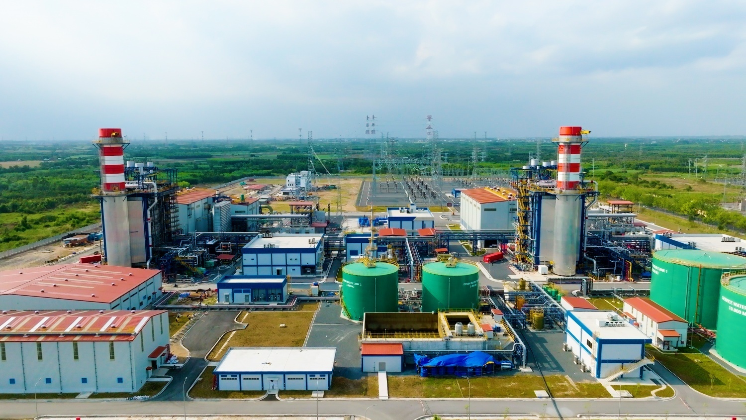 PV Power tăng tốc cùng làn sóng huy động nhiệt điện và điện khí LNG