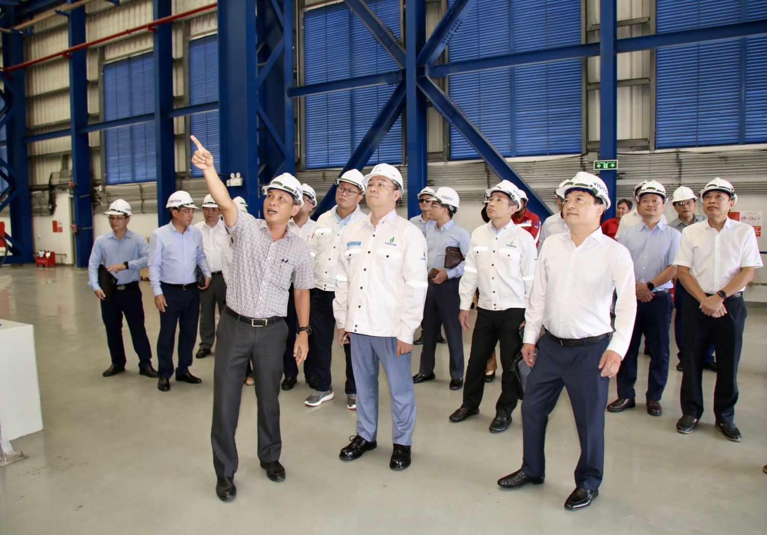 Tổng Giám đốc PETROVIETNAM Lê Mạnh Cường kiểm tra hoạt động tại NM Đạm Phú Mỹ, NMĐ Nhơn Trạch 3&4