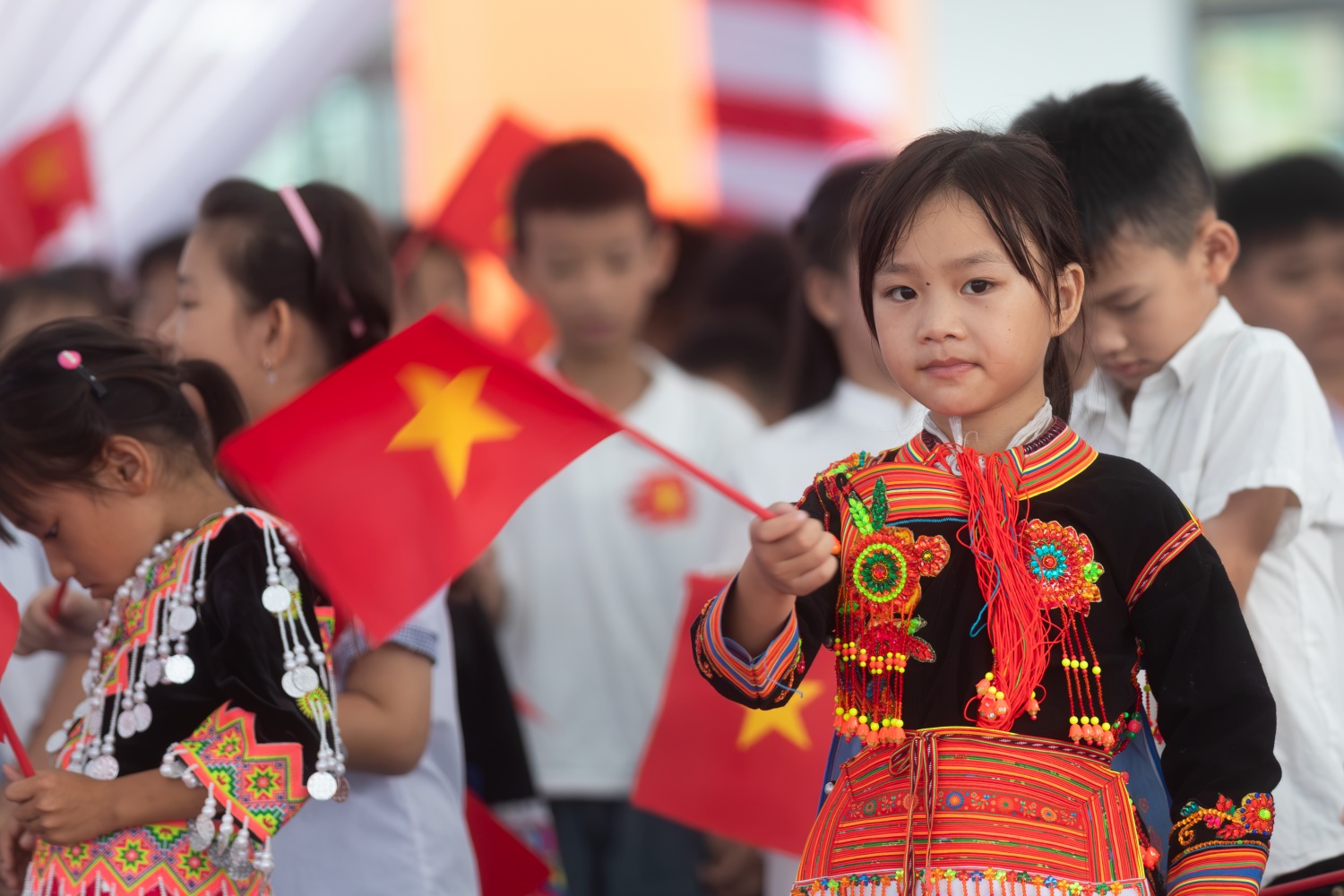 Niềm vui nơi ngôi trường mới giữa núi rừng Phong Thổ