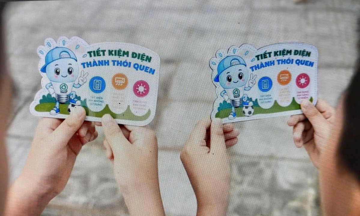 Tin tức nổi bật ngày 14/9: Học sinh Hà Nội được hướng dẫn sử dụng năng lượng an toàn, tiết kiệm