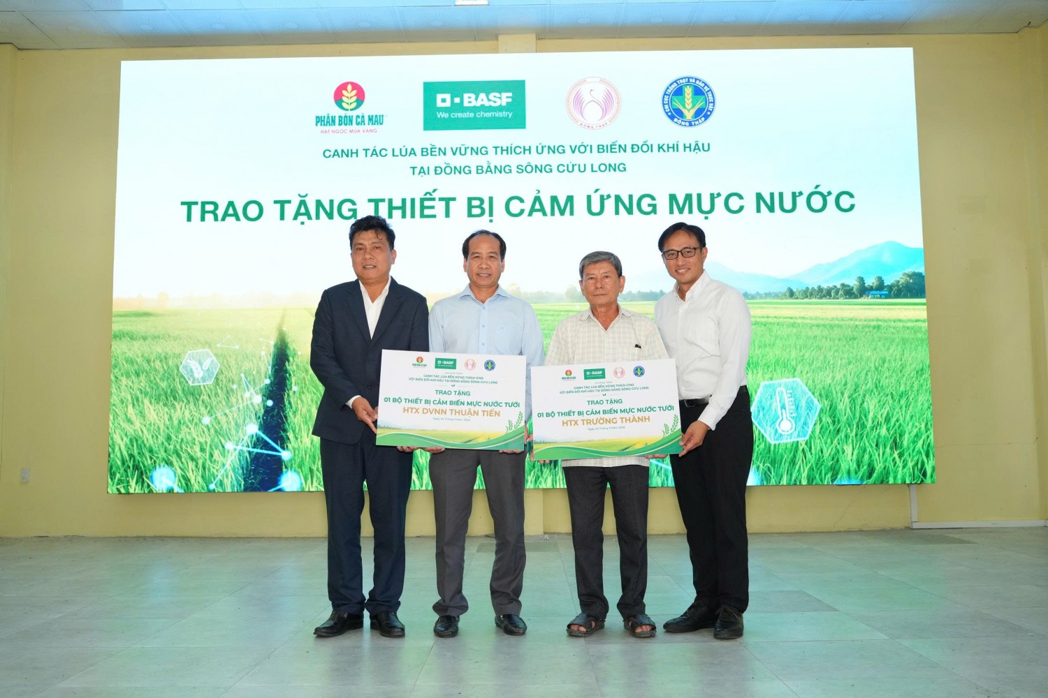 Phân Bón Cà Mau cùng nhà nông đi xa hơn trong bài toán canh tác bền vững