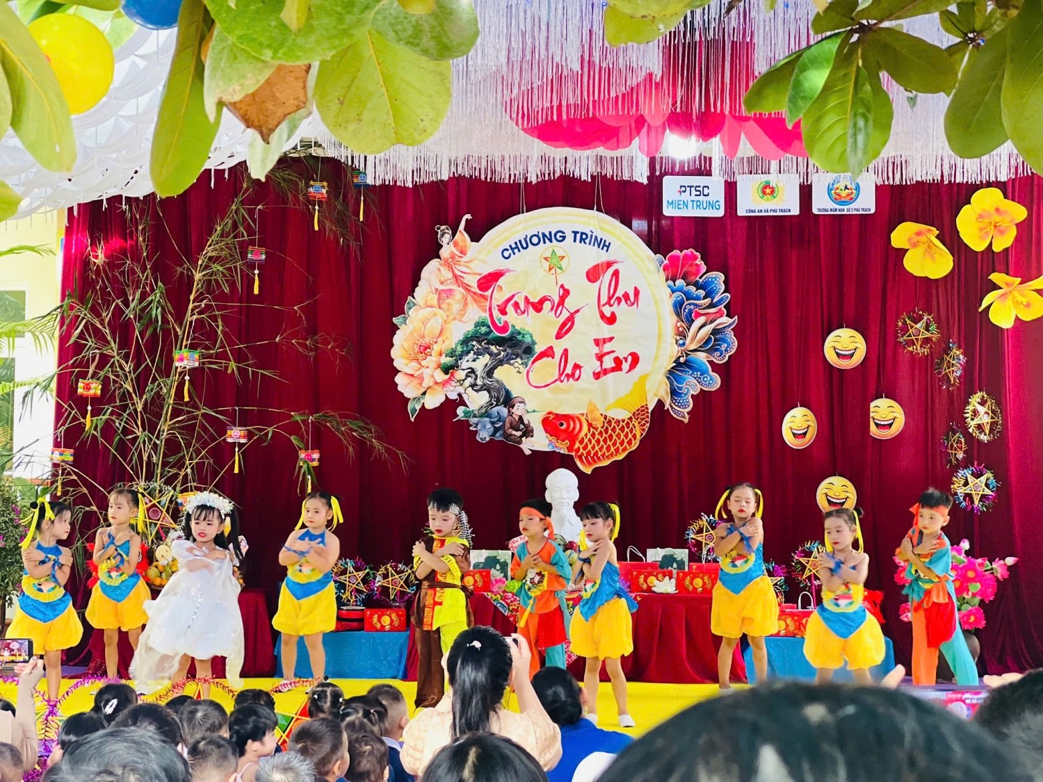 PTSC: Vui Tết Trung thu - Gắn kết yêu thương PTSC: Vui Tết Trung thu - Gắn kết yêu thương