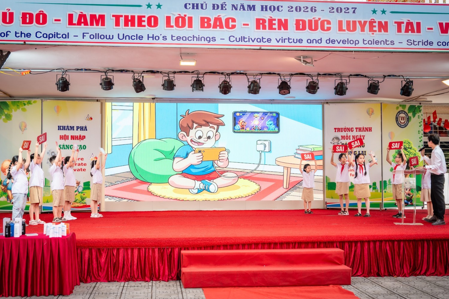 Hơn 1.200 học sinh được trang bị kiến thức sử dụng năng lượng hiệu quả Hơn 1.200 học sinh được trang bị kiến thức sử dụng năng lượng hiệu quả