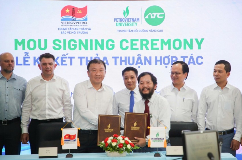 PVU và Vietsovpetro tăng cường hợp tác đào tạo, nghiên cứu khoa học