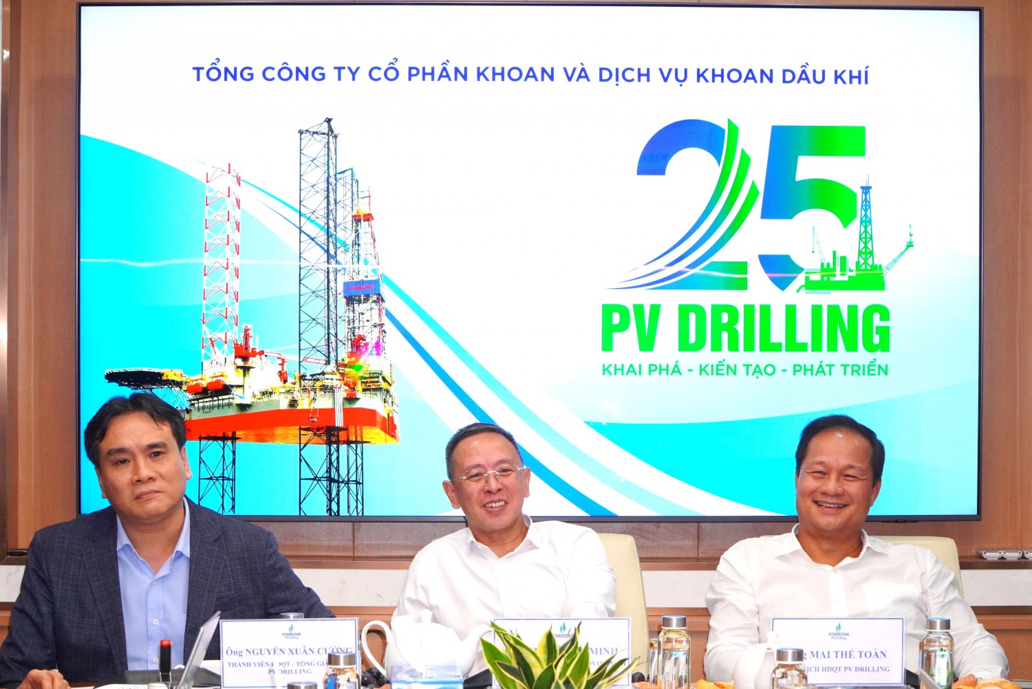 PV Drilling làm việc với Đoàn giám sát thường niên của Hội đồng thành viên PETROVIETNAM PV Drilling làm việc với Đoàn giám sát thường niên của Hội đồng thành viên PETROVIETNAM