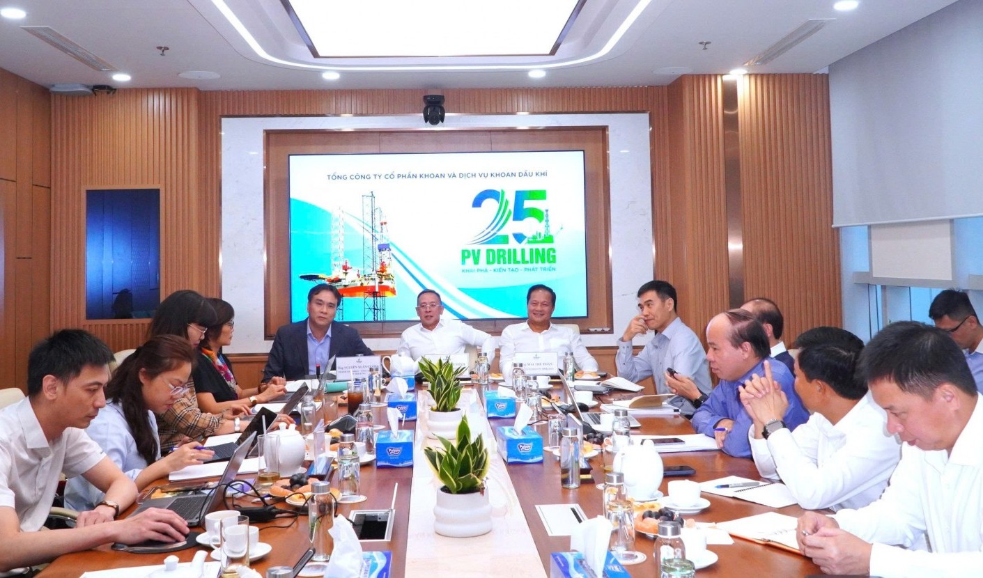 PV Drilling làm việc với Đoàn giám sát thường niên của Hội đồng Thành viên PETROVIETNAM