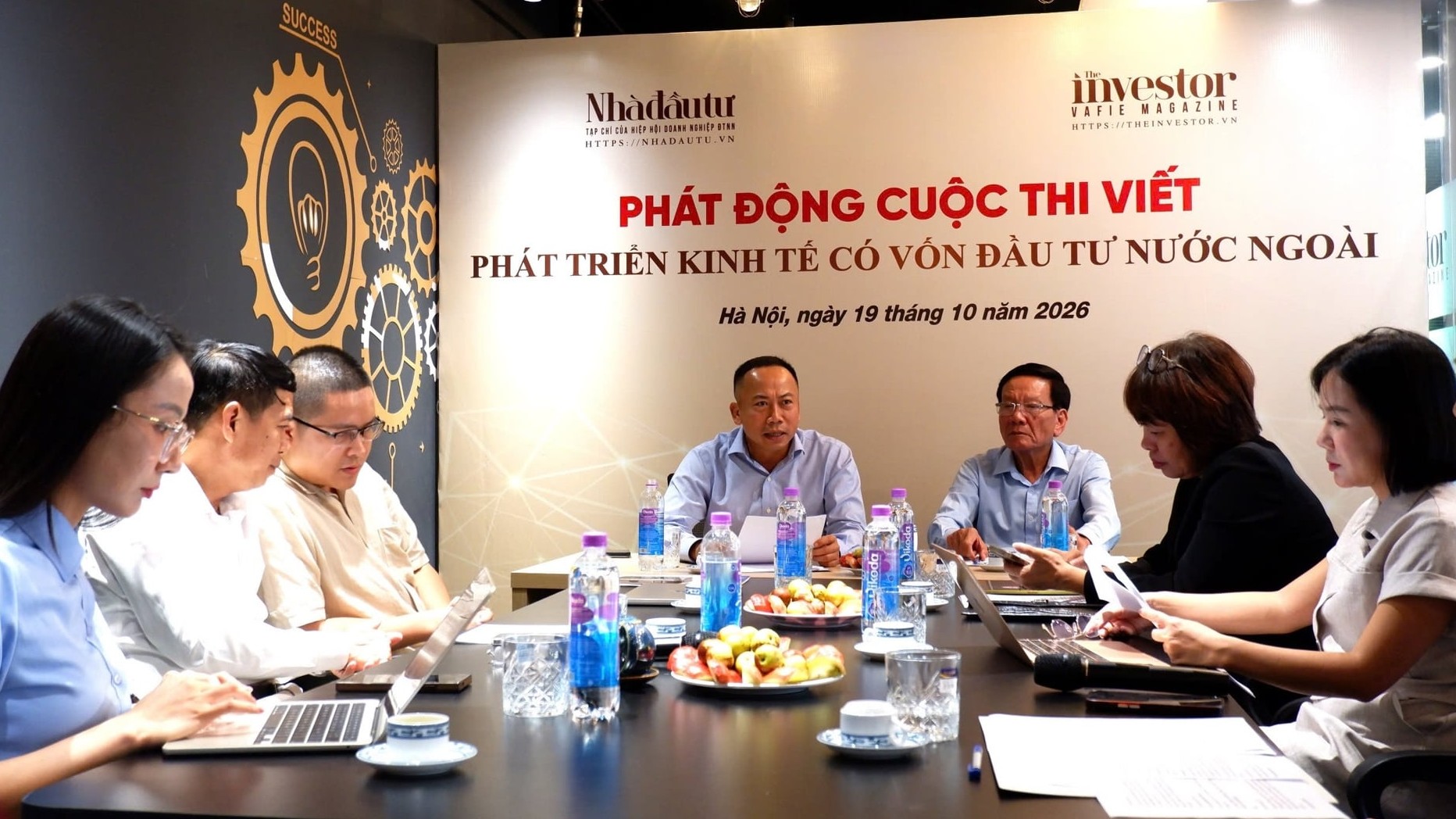 Tạp chí Nhà đầu tư phát động cuộc thi viết "Phát triển kinh tế có vốn đầu tư nước ngoài"