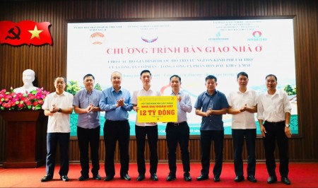 Phân bón Cà Mau góp sức dựng xây những mái ấm vùng cao Lào Cai