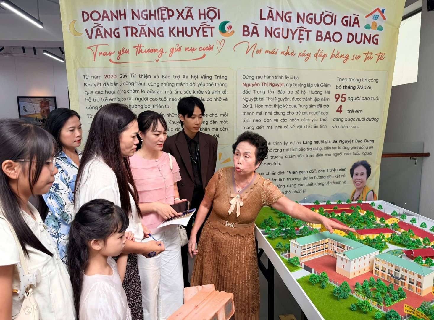 Triển lãm “Miền Mộng”: Khi trải nghiệm nghệ thuật mở lối cho sự sẻ chia