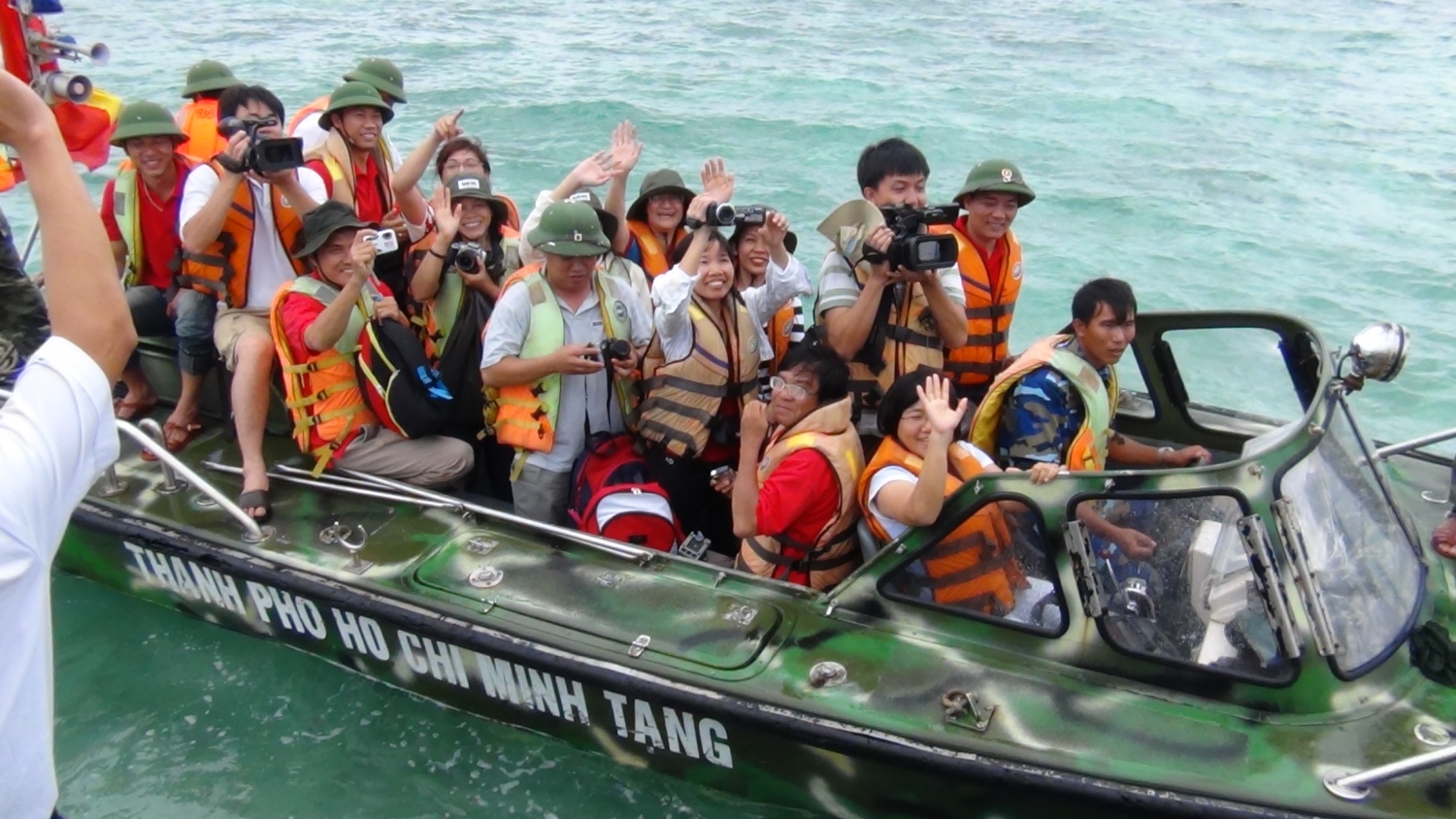 Làm báo ở nơi đầu sóng ngọn gió