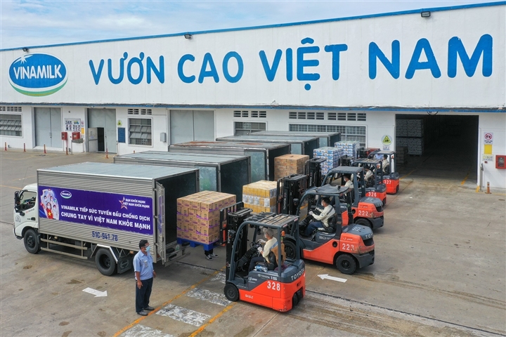 Vinamilk tiếp tục hỗ trợ tuyến đầu tại 50 bệnh viện trong thời gian cao điểm - 1
