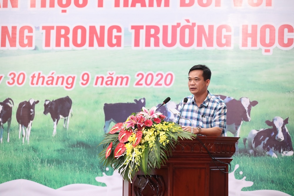cong tac dam bao an toan thuc pham cho san pham sua dung trong truong hoc duoc quan tam