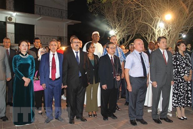 Kỷ niệm 60 năm Ngày thiết lập quan hệ ngoại giao Việt Nam-Algeria hình ảnh 1 Ky niem 60 nam Ngay thiet lap quan he ngoai giao Viet Nam-Algeria hinh anh 1