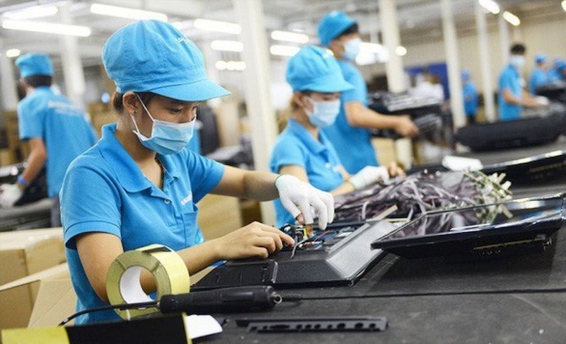hương trình phục hồi và phát triển kinh tế sau dịch bệnh COVID-19 được Bộ KH&amp;ĐT đề xuất, gói hỗ trợ có quy mô khoảng 800.000 tỷ đồng (gần 35 tỷ USD), khoảng 10% GDP và gấp 3,5 lần gói hỗ trợ của Chính phủ năm 2021