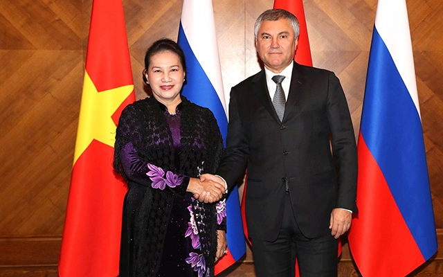 Chủ tịch QH Nguyễn Thị Kim Ngân dự, phát biểu tại phiên họp toàn thể Hội đồng Liên bang Nga chu tich qh nguyen thi kim ngan du phat bieu tai phien hop toan the hoi dong lien bang nga