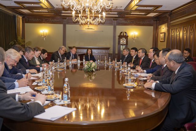 viet nam lien bang nga hop tac cac du an dau khi nang luong moi