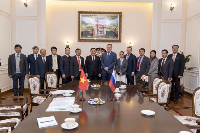 viet nam lien bang nga hop tac cac du an dau khi nang luong moi