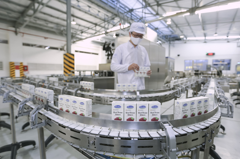 Vinamilk vững vàng vị trí dẫn đầu Top 100 doanh nghiệp bền vững Việt Nam năm 2020